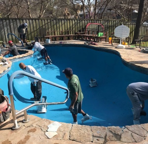You are currently viewing Pool Resurfacing vs Pool Remodeling